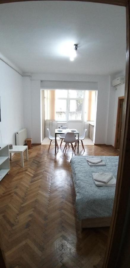 Domum George Enescu Apartamento Bucareste Exterior foto